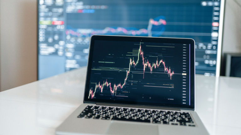 BlockDAG Dominates Market with Stablecoin Launch & $0.0000017 Entry While DOGE Price Eyes Recovery & Uniswap Drops